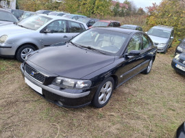 Volvo V40. an 2005, 2.0 tdi = Posibilitate rate