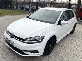 Volkswagen Golf 7.5 Life 1.0 tsi,euro 6,navigatie,clima,full option!