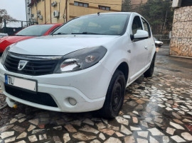 Dacia Sandero 1.2 benzina 2010 75cp