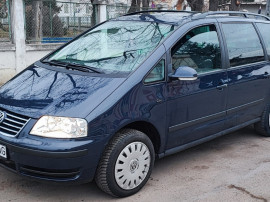 Volkswagen Sharan 2009 1.9 TDI