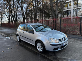 VW Golf V 1.4 MPI