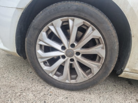 Boxa stanga fata Audi A3 8V