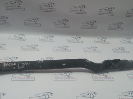 Scut lateral dreapta Volkswagen Touareg 2011