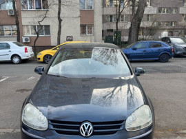 Golf 5 Tour 2008 2 uși - 3500 EUR