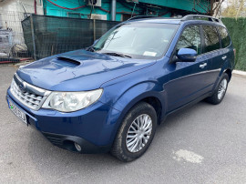 Subaru Forester AWD 4x4 2.0 Boxer-Diesel 2011 Man 6+1 Pilot AC Bluetooth