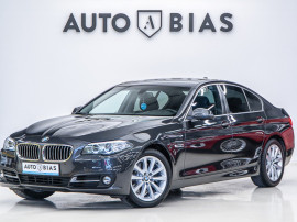 BMW Seria 5 525d xDrive Aut. Luxury Line