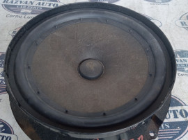 Boxa dreapta fata Volkswagen Golf 6