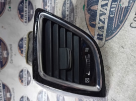 Grila ventilatie stanga Mazda 3 2014