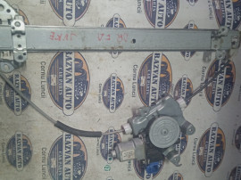 Macara geam dreapta fata Nissan Juke 2011