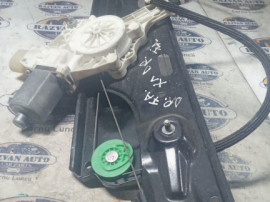 Macara geam dreapta fata BMW X1 2010