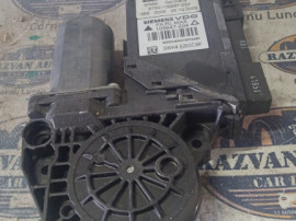 Motoras macara dreapta fata Seat Exeo 2009