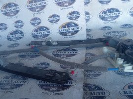 Macara geam stanga spate Ford B-MAX