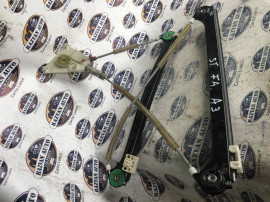 Macara geam stanga fata Audi A3 8P 2003