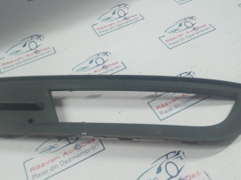 Grila proiector dreapta Volkswagen Passat B8 2016