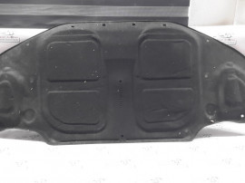 Pâsla capotă Audi A8 2008