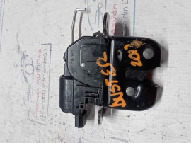 Broasca hayon Dacia Duster 2013