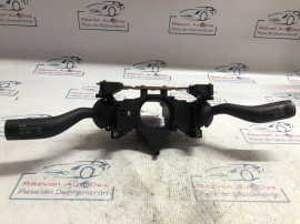 Manete Volkswagen Touareg 2004