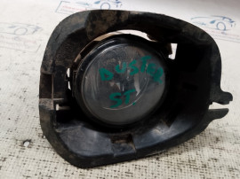 Proiector stanga Dacia Duster 2012