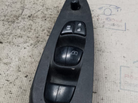 Butoane geamuri electrice Nissan Pulsar 2014