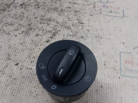 Bloc lumini Volkswagen Jetta 2012