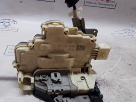 Broasca dreapta fata Volkswagen Passat B6 2006