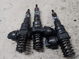 Injector Volkswagen Golf 5 1.9 2009