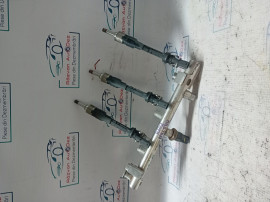 Rampa plus injectoare Dacia Duster 1.3 Benzina 2010