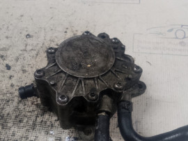 Pompa vacuum Volkswagen Passat B6 2006