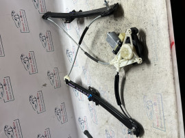 Macara geam dreapta fata Audi A3 8V Hatchback 2016