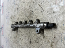 Rampa injectie Hyundai I40 1.7 Motorina 2015