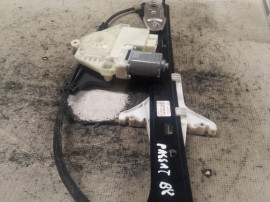 Macara geam dreapta spate Volkswagen Passat B8 2016