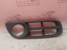 Grila proiector dreapta Skoda Roomster 2010