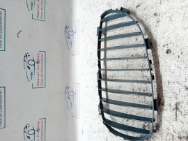 Grila centrala stanga BMW 520 2006