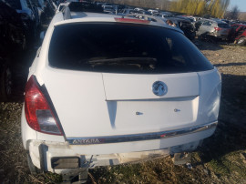 Hayon Opel Antara 2012