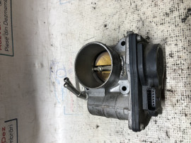 Clapeta acceleratie Nissan Juke 1.6 Benzina 2012