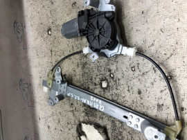 Macara geam stanga spate Nissan Qashqai 2012