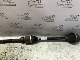 Planetara dreapta fata Peugeot 3008 2019