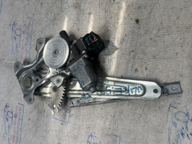 Macara geam stanga spate Nissan Juke 2011