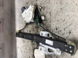 Macara geam stanga spate Audi A1 2012