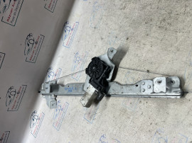 Macara geam stanga fata Dacia Duster 2013