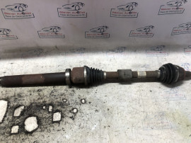 Planetara dreapta fata Ford Focus 3 1.6 Benzina 2015