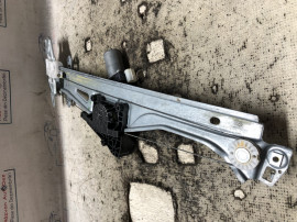 Macara geam stanga fata Suzuki SX4 2014