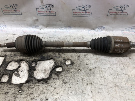 Planetara stanga fata Dacia Duster 1.5 Motorina 2013