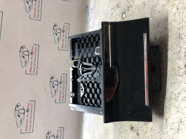 Priza bricheta auxiliara Skoda Superb 3 1.4 Benzina 2018