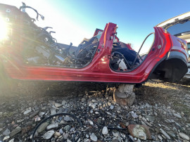 Prag stanga tabla Nissan Juke 2020