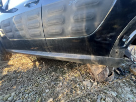 Prag stanga plastic Citroen Cactus 2015