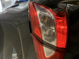 Stop dreapta aripa Nissan Pulsar 1.2 Benzina 2015