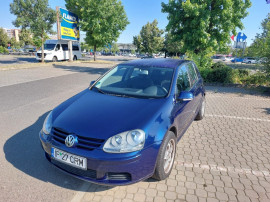 Volkswagen GOLF 5 - Hatchback