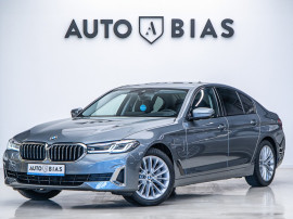 BMW Seria 5 530e Aut. Luxury Line