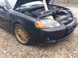 Dezmembrez/piese hyundai coupe 2002-2007